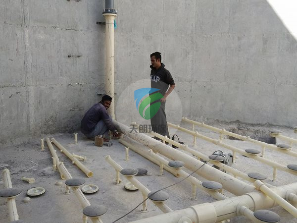 巴基斯坦市政生活污水曝气系统安装现场